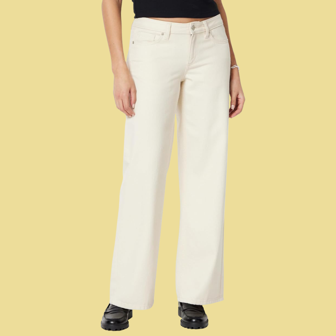 Clara – Weite Jeans in Cremeweiß